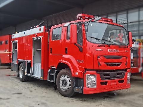 五十鈴7噸水罐消防車