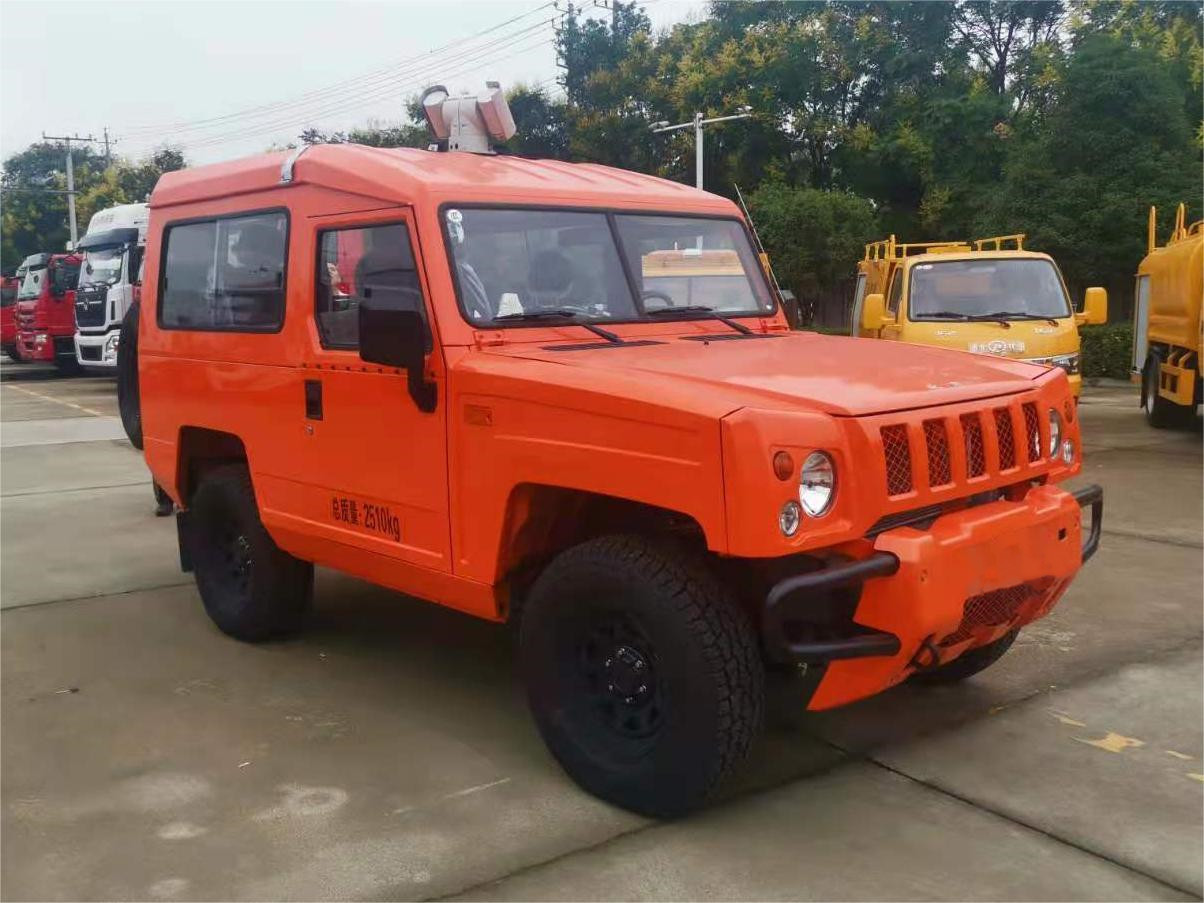 勇士森林防火指揮車